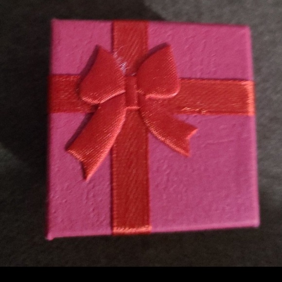 Sterling silver earrings - Picture 3 of 3